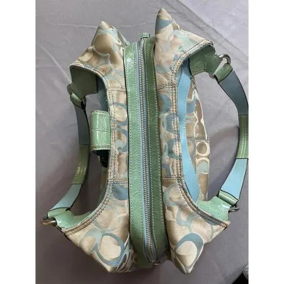 Coach Signature Collection SoHo Optic Lynn Hobo Shoulder Bag - Picture 5 of 11